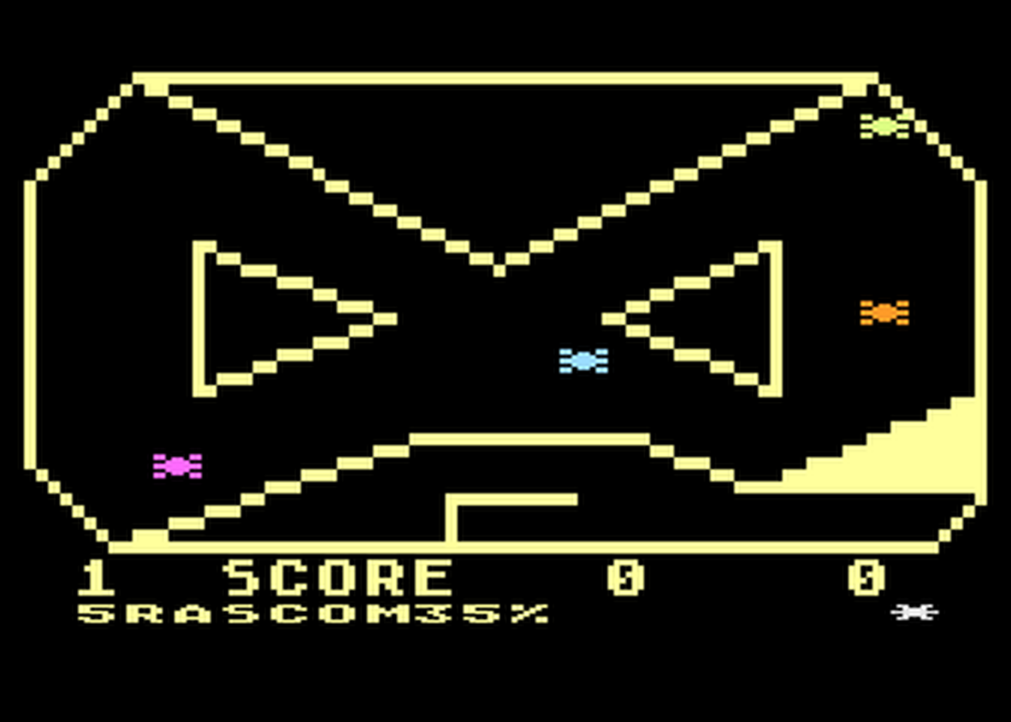 Atari GameBase FEAR_-_Figure_Eight_Auto_Racing RASCOM 1985